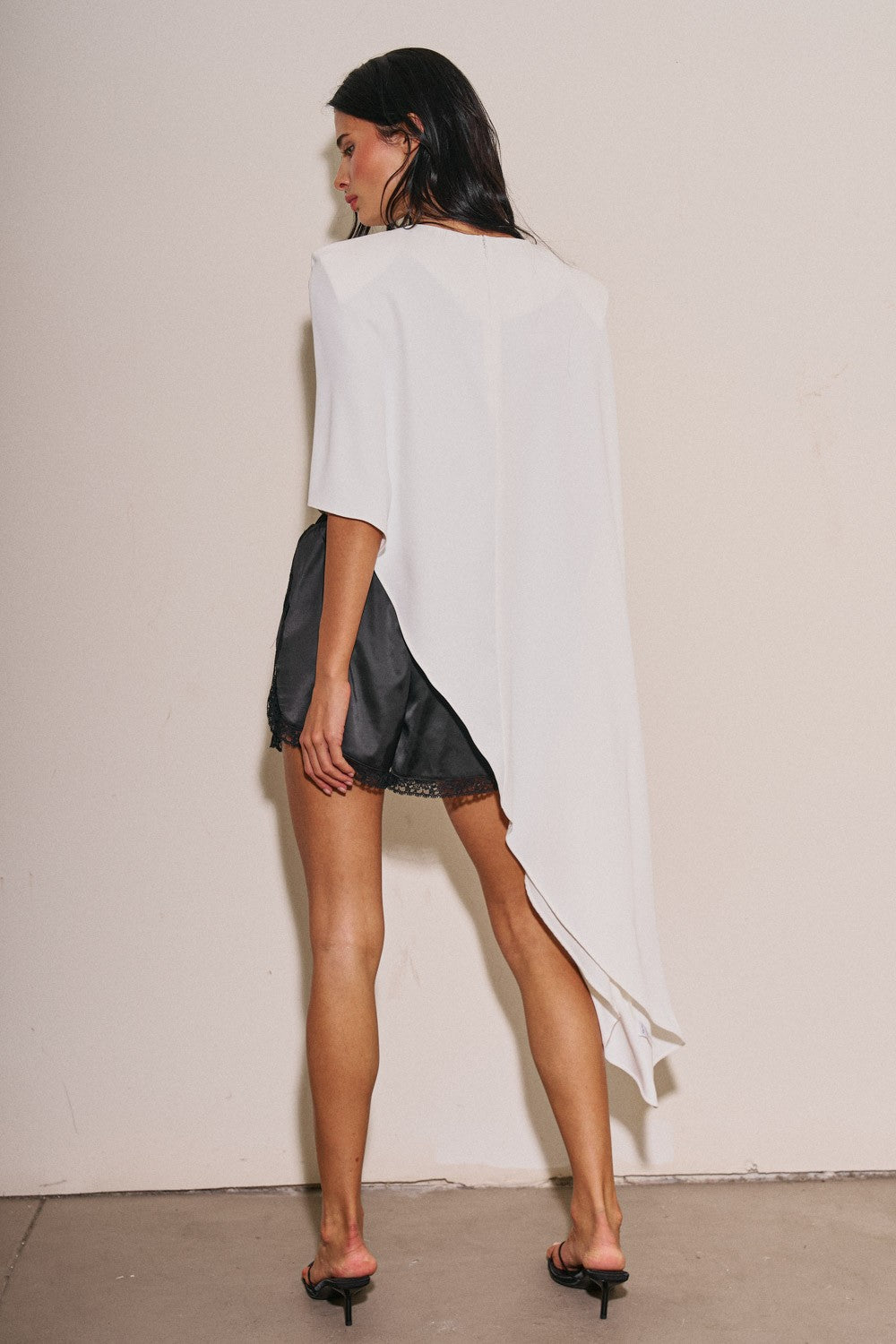 Asymmetric Cape top