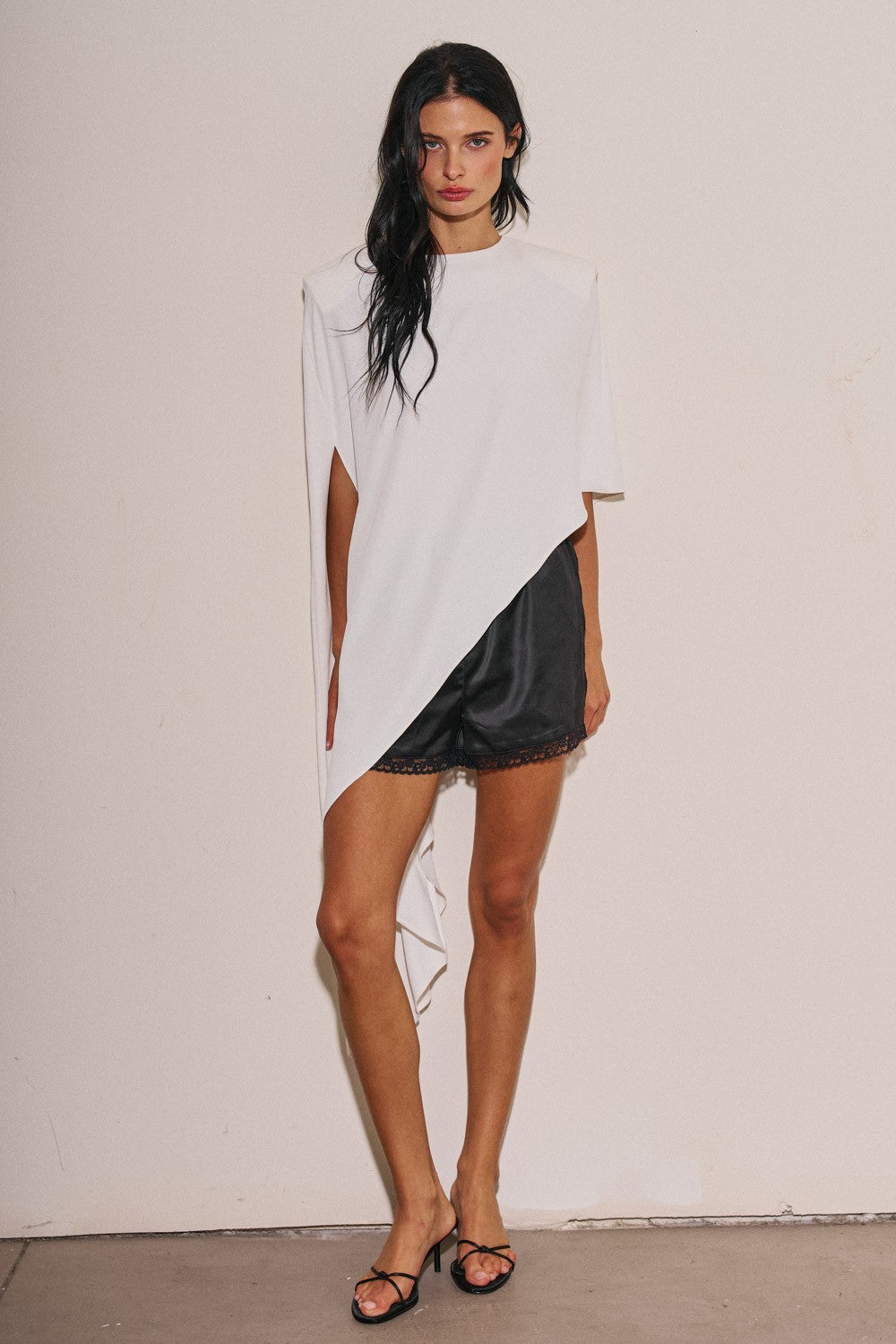 Asymmetric Cape top