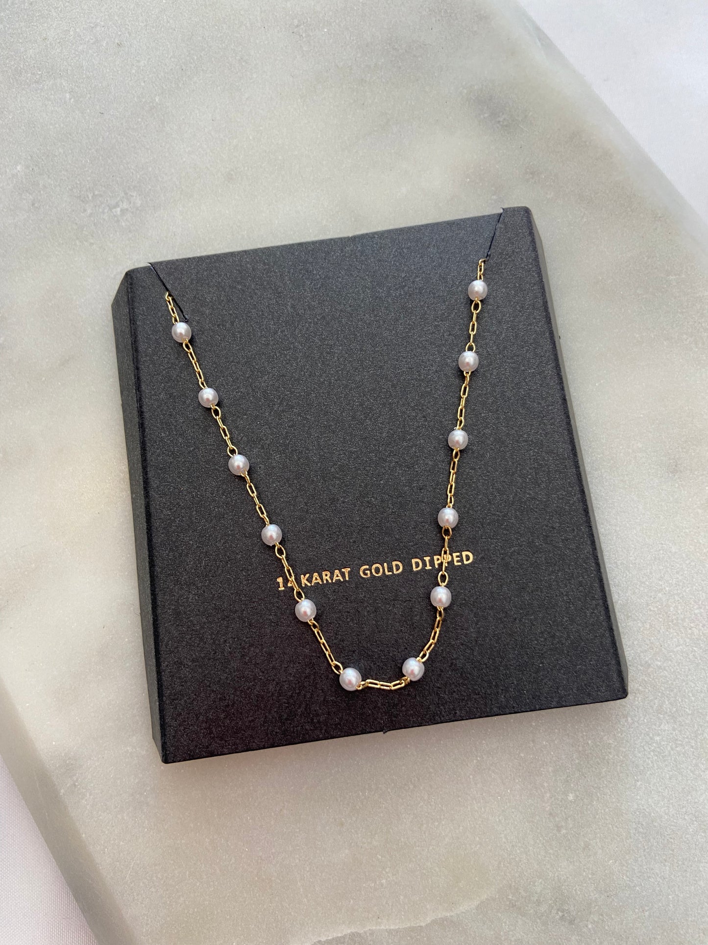 Chain Pearl Necklace Gold